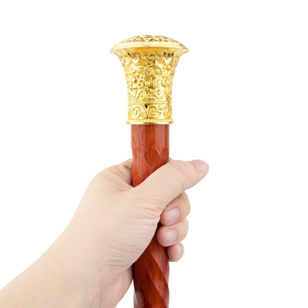 La Rustique <br> Essence Sculptée à la Main